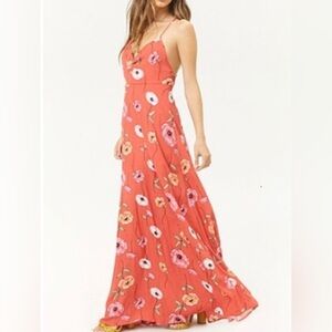 NWT Women’s Forever 21 Floral Maxi Dress, Size S.